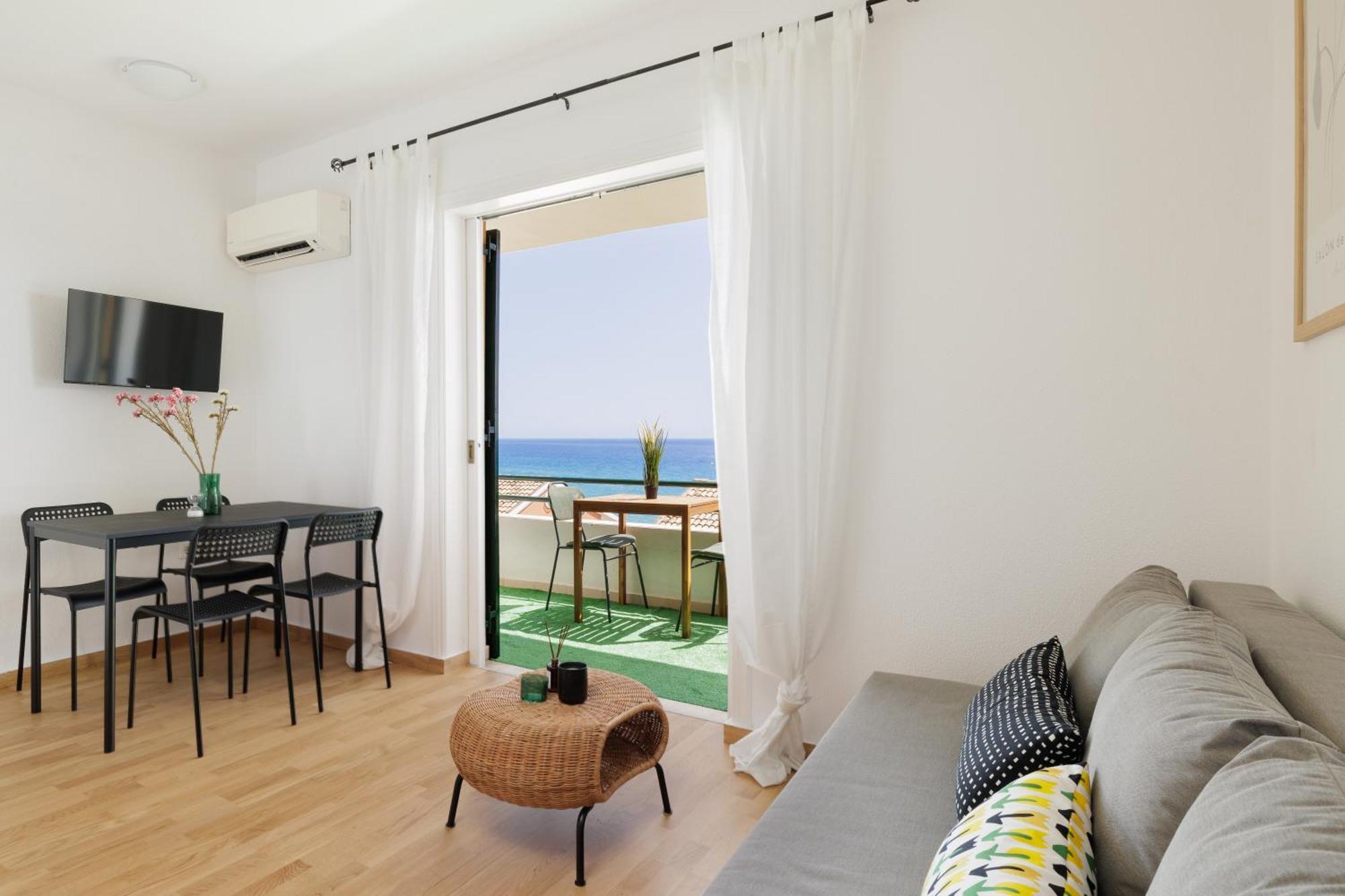 Coastal Bliss * Glyfada (Corfu)